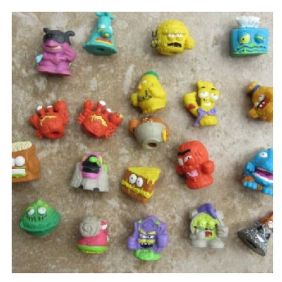*MUST BUNDLE* The Trash Pack Trashies Lot of 20 Squishy Figurines Various Series - Picture 1 of 1